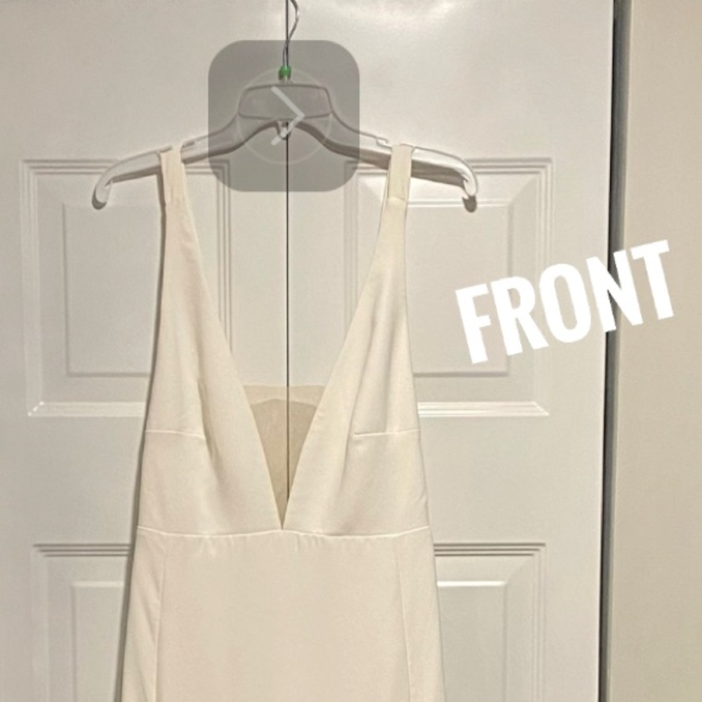 Willowby Cole Plunging Neckline Crepe Wedding Gown Size 12 Ivory Color - Picture 3 of 10